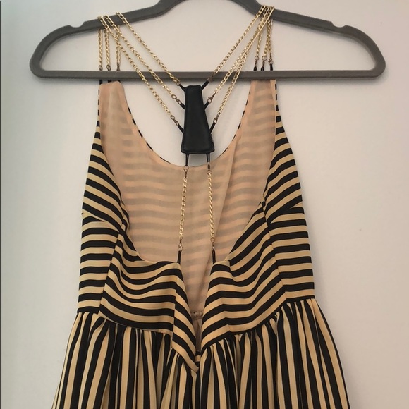 Cream and black high low dress - Picture 4 of 6